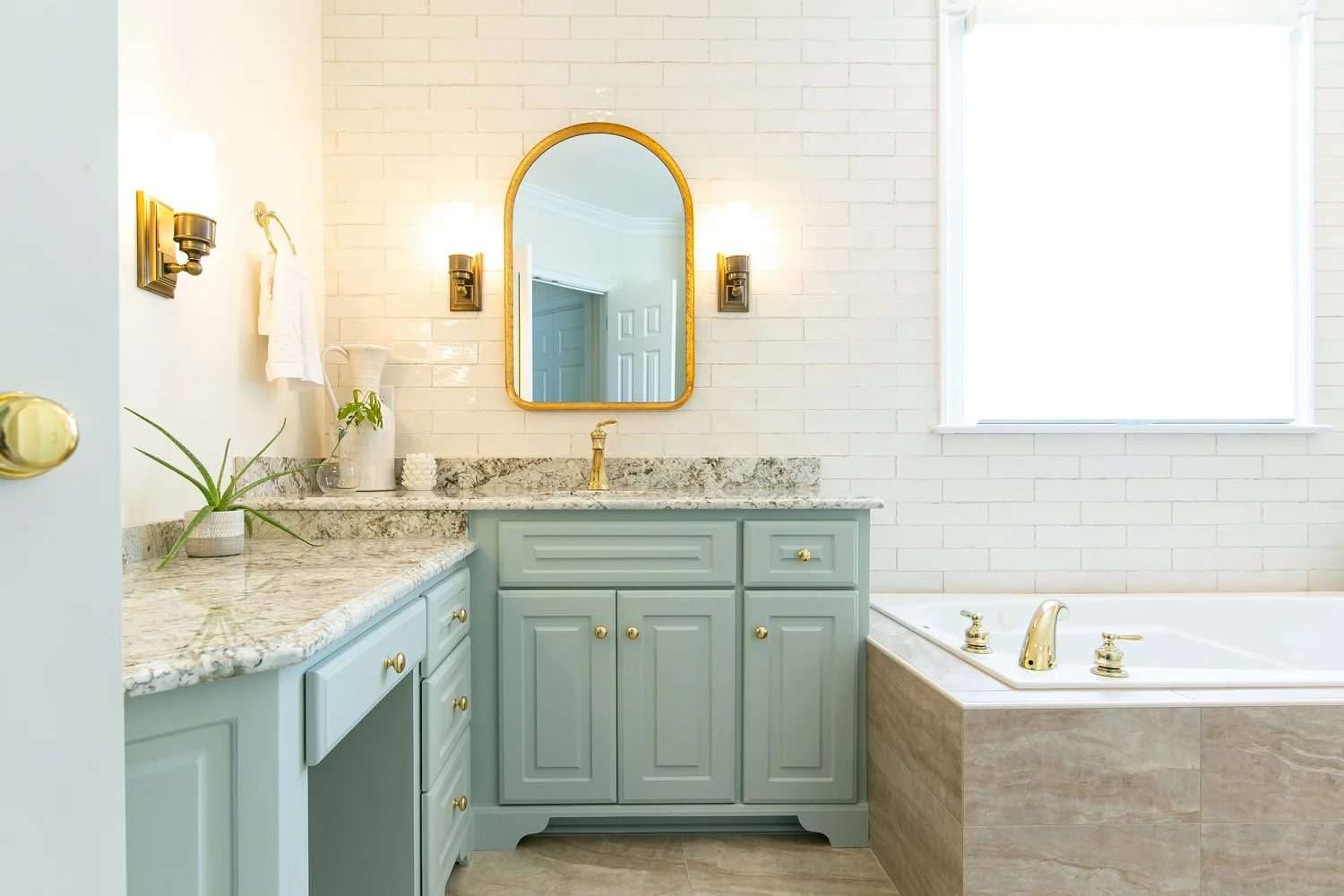 View 11 of the completed bathroom remodel in Ford’s Colony Williamsburg Virginia