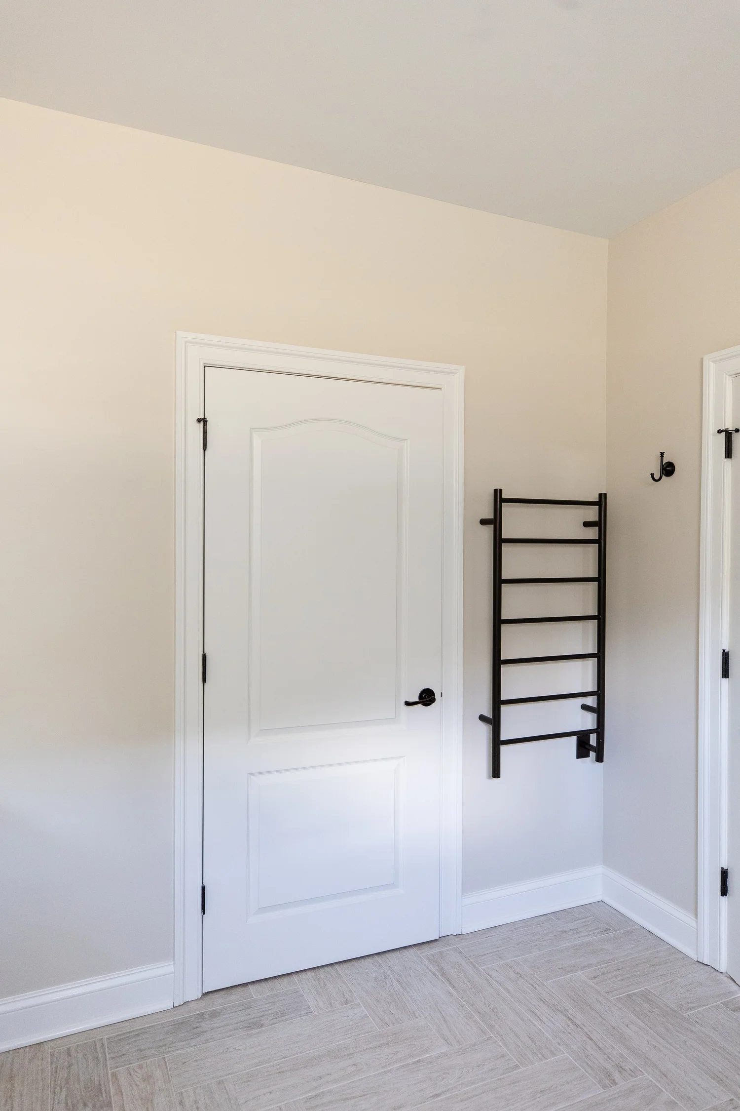 View 7 of the completed bathroom remodel in Colonial Heritage Williamsburg Virginia